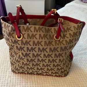 Shoulder bag
